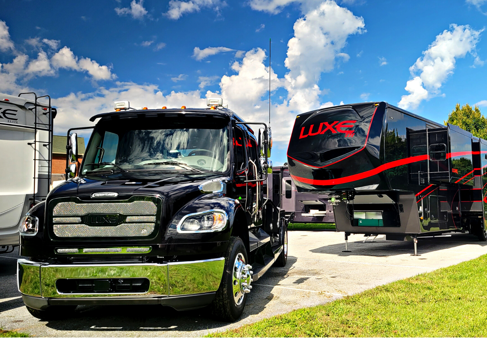 freightliner rv hauler