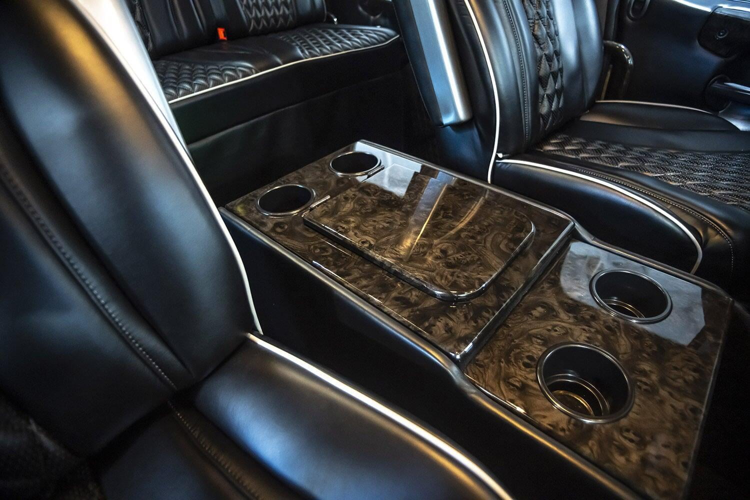 Luxe Trucks Custom Freightliner M2-106 (6)